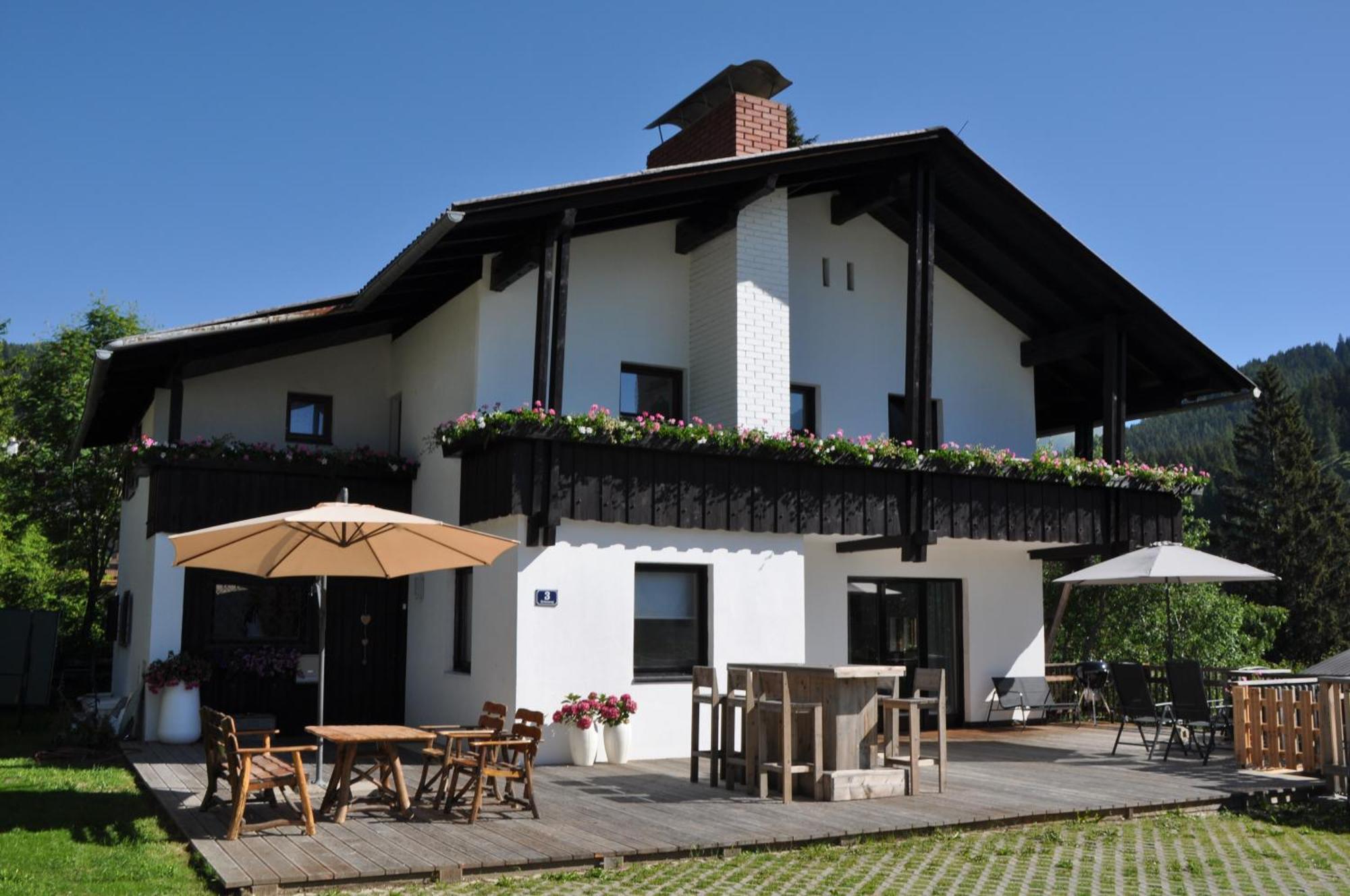 Landhaus Zirben Bad Kleinkirchheim Phòng bức ảnh
